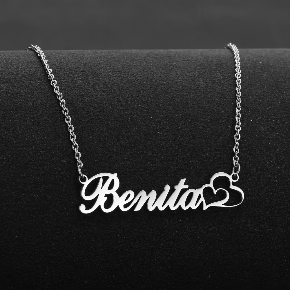 Engraved Name Necklace - Персонализированное ожерелье с двойным сердцем и